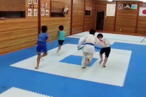 全力でかけっこ