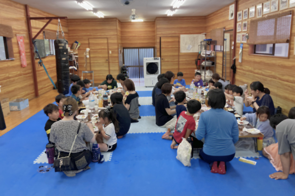 美味しい食事と交流の時間